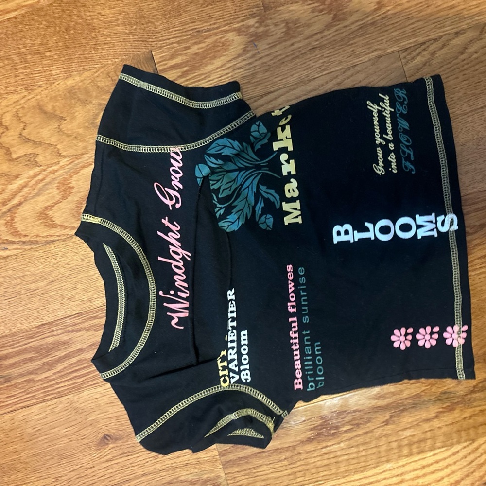 Black and Pink Graphic Crop Top
